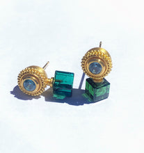 Load image into Gallery viewer, Cubic Spheres