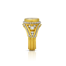 Load image into Gallery viewer, Moonstone Signet Ring